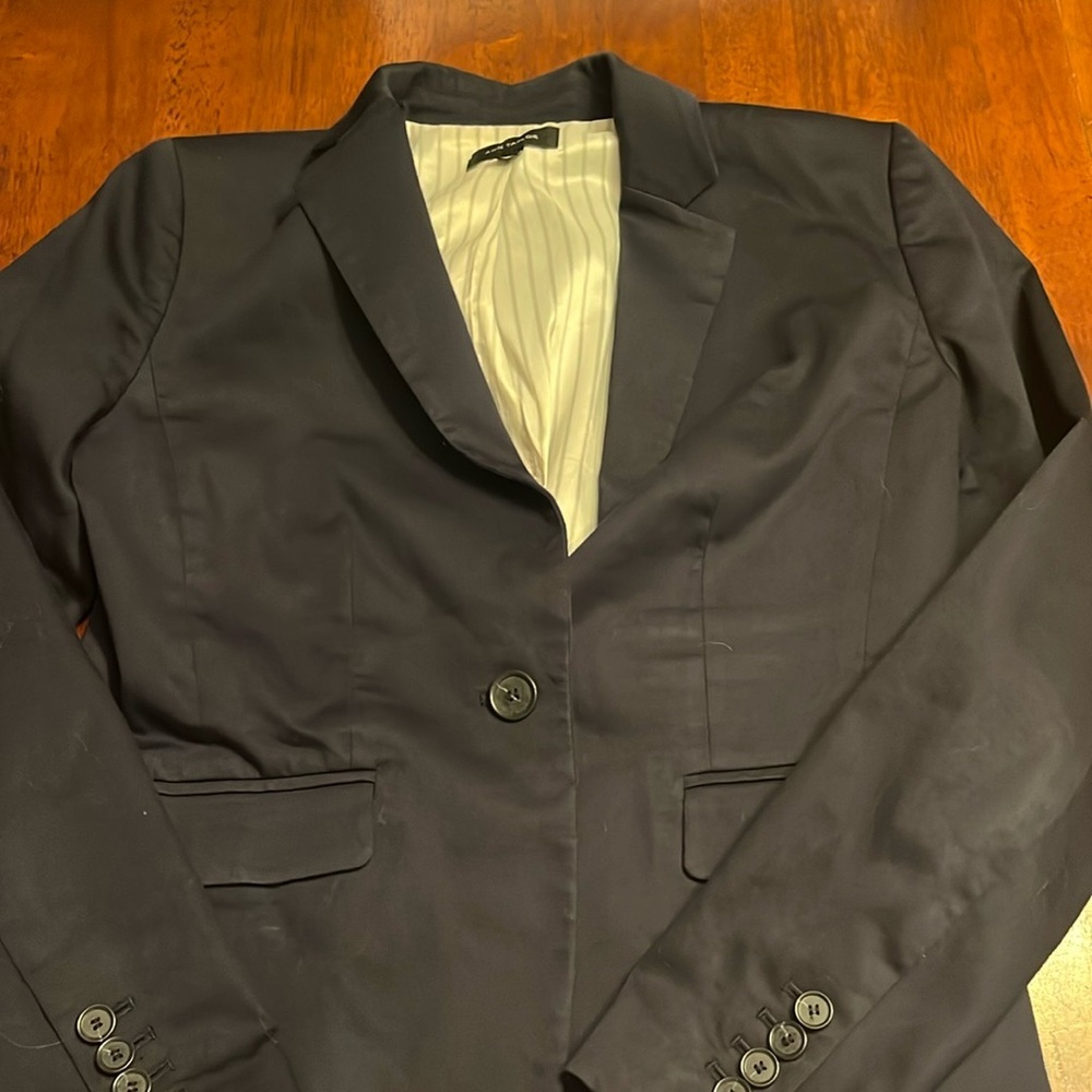 Ann Taylor navy one button blazer with pockets size 2